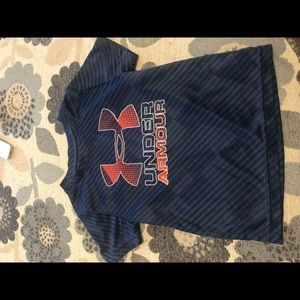 2T boys under armour dry fit shirt